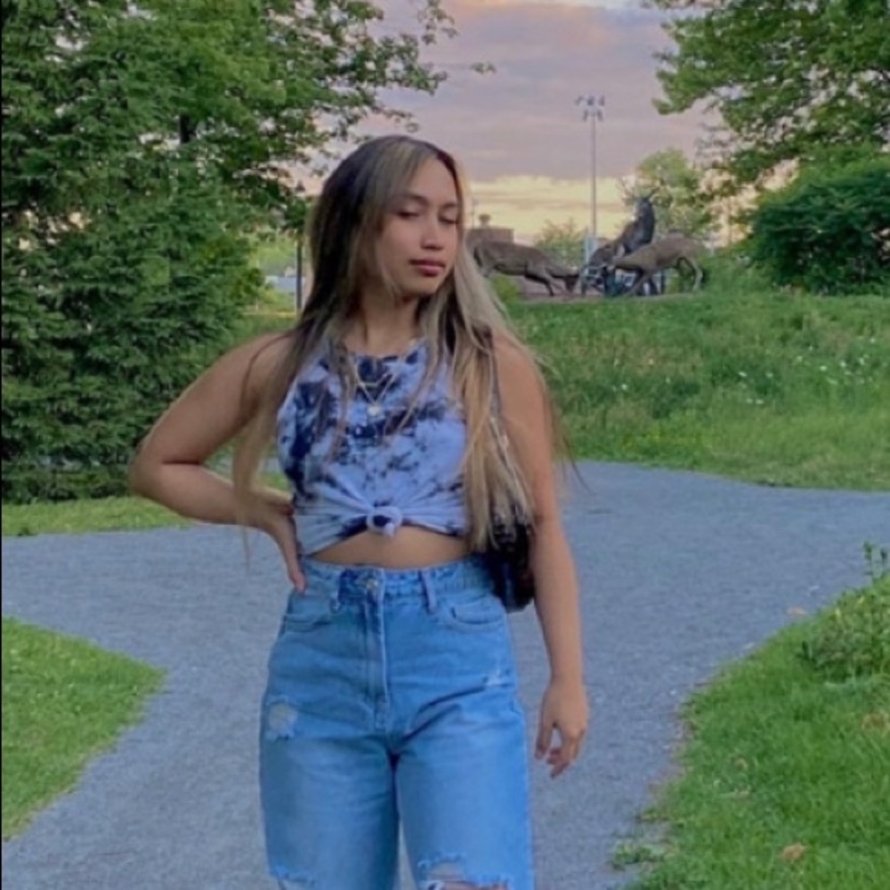 Meet your Posher, Brianna